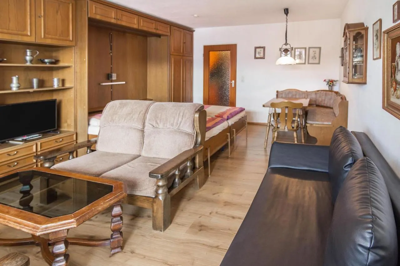 Apartment Appartement Foerster Oy-Mittelberg